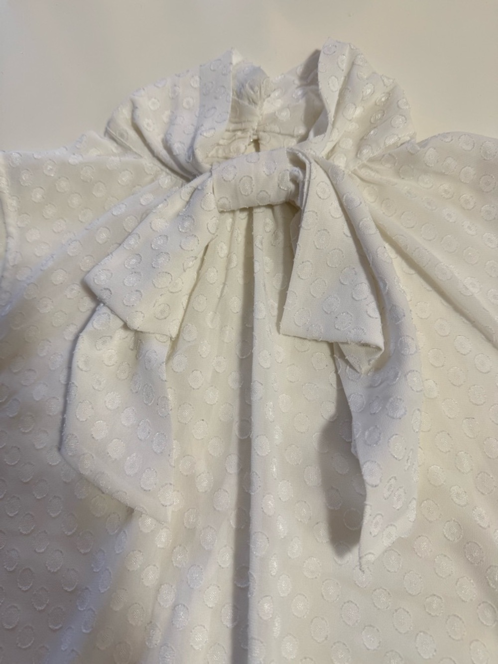 H&M White Sleeveless Bow-Neck Camisole - Picture 3 of 9